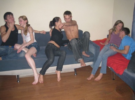 A group of teen couples swap partners during drunk group sex 81973419